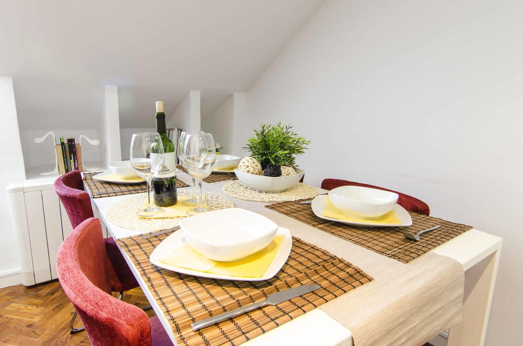 Gran Via Apartment Мадрид Екстер'єр фото